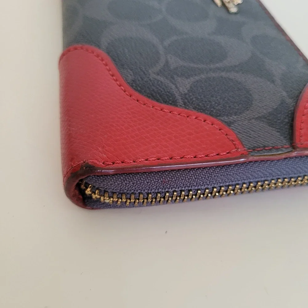 Coach Signature Accordion Zip Wallet Charcoal Red Leather Trim Studded F54007